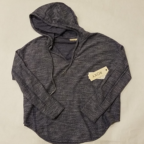 Roxy Sweaters - NWT Roxy pullover sweater with hoodie Sz s